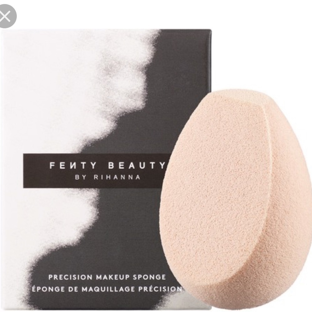 Fenty Beauty Precision Makeup Sponge